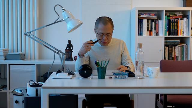 06.媒体人梁文道：媒体人只是一个活而已|视频版
